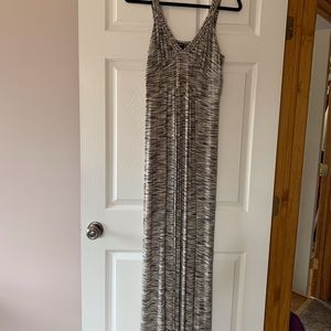 Cable & Gauge Maxi dress
